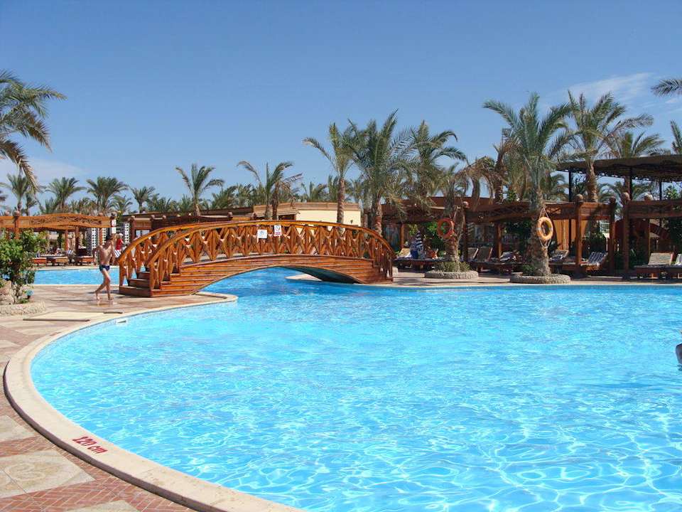 Jeden z kilku basenów Riviera Aqua Park Resort