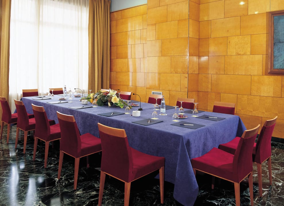 Meeting room NH Ciudad de Zaragoza