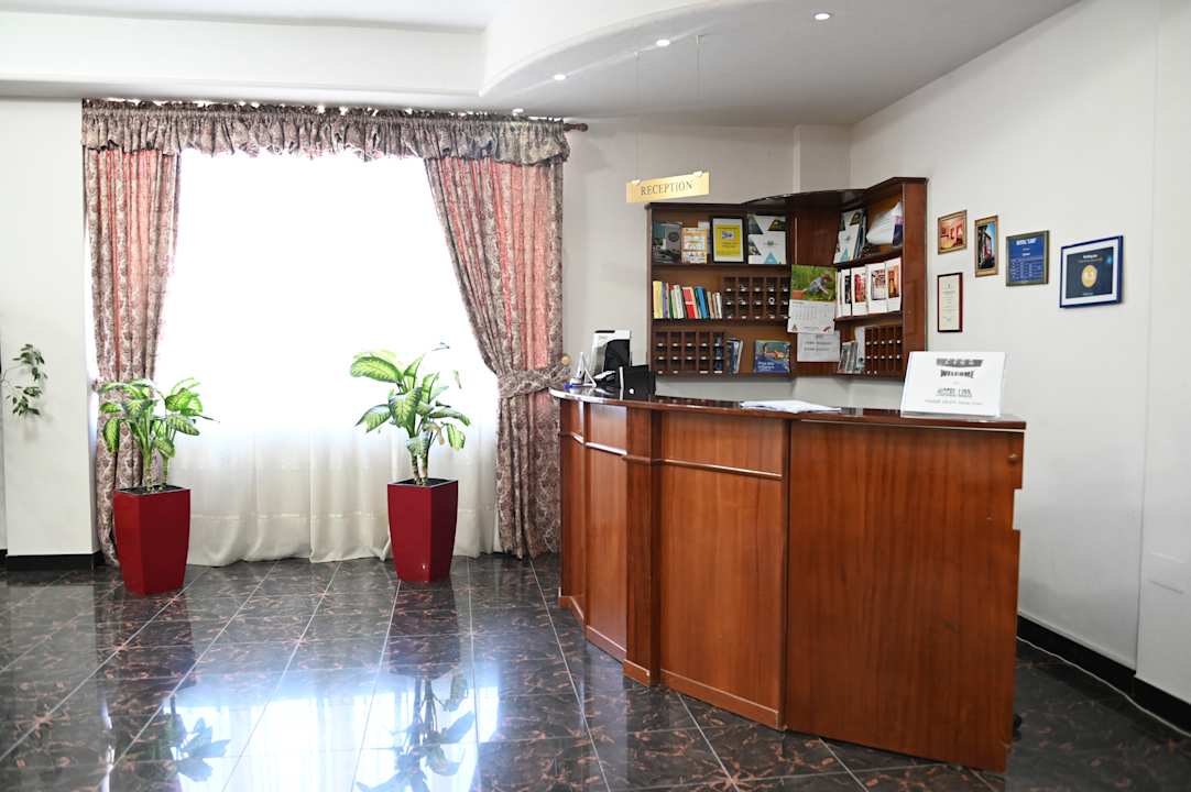 Lobby Hotel Liss