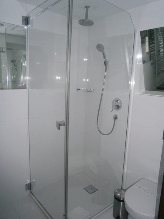 Bad/ Dusche Marine Hotel by Zdrojowa