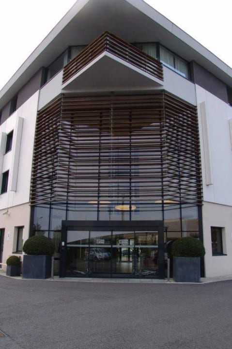 Eingangsbereich des Express by H.I. Hotel Holiday Inn Express Toulouse Airport