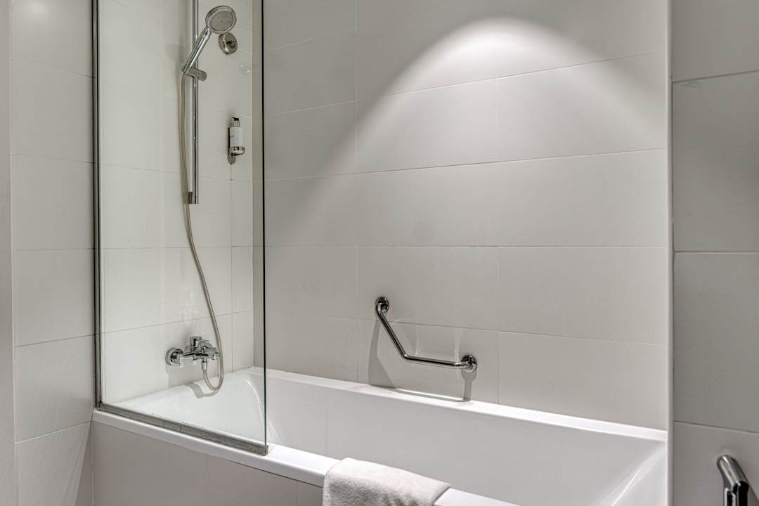 Zimmer Tryp by Wyndham Dubai