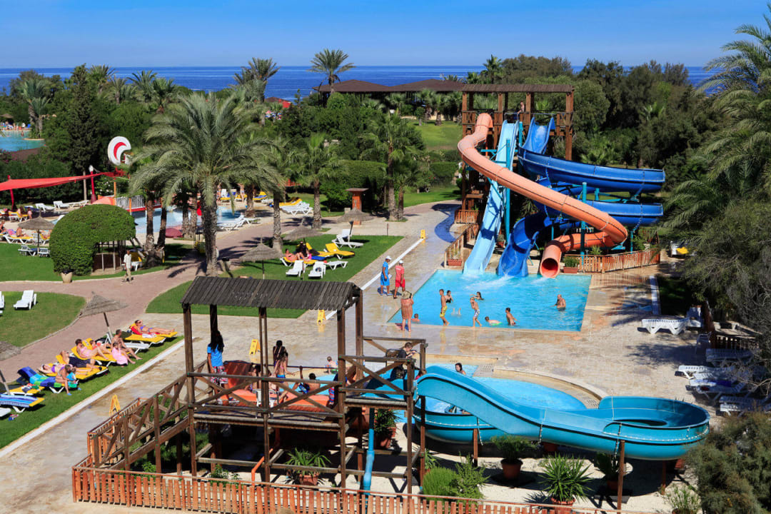 Slides  Sahara Beach Aquapark & Resort