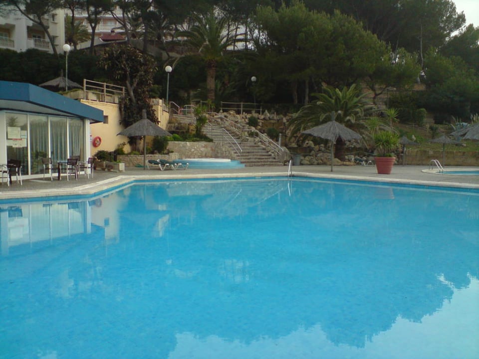 Pool Hotel Vibra Beverly Playa