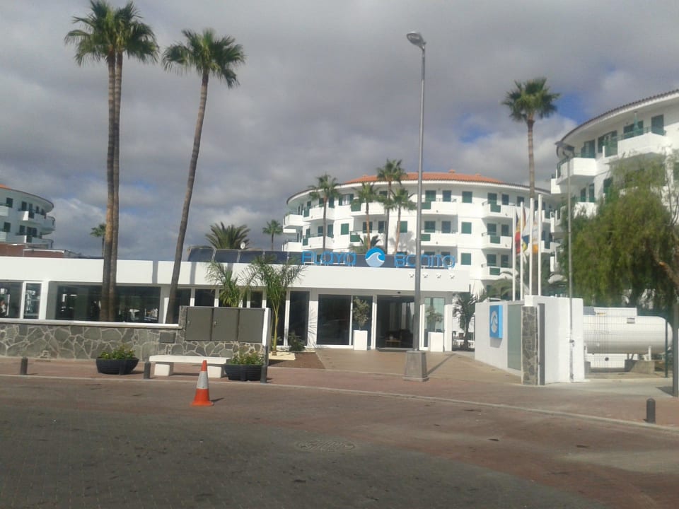 Das sieht man als erstes bei der Ankunft. Servatur Playa Bonita