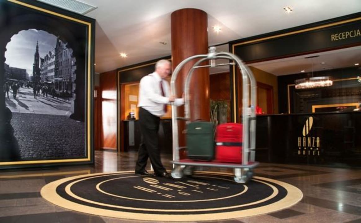 Lobby Hotel Hanza