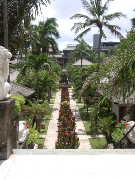 Gartenanlage Bali Mandira Beach Resort & Spa