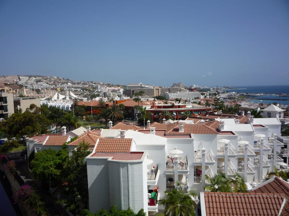 Ausblick von der Dachterrasse im 5. Stock GF FANABE