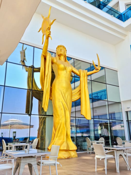 Sonstiges Azura Deluxe Resort & Spa Hotel