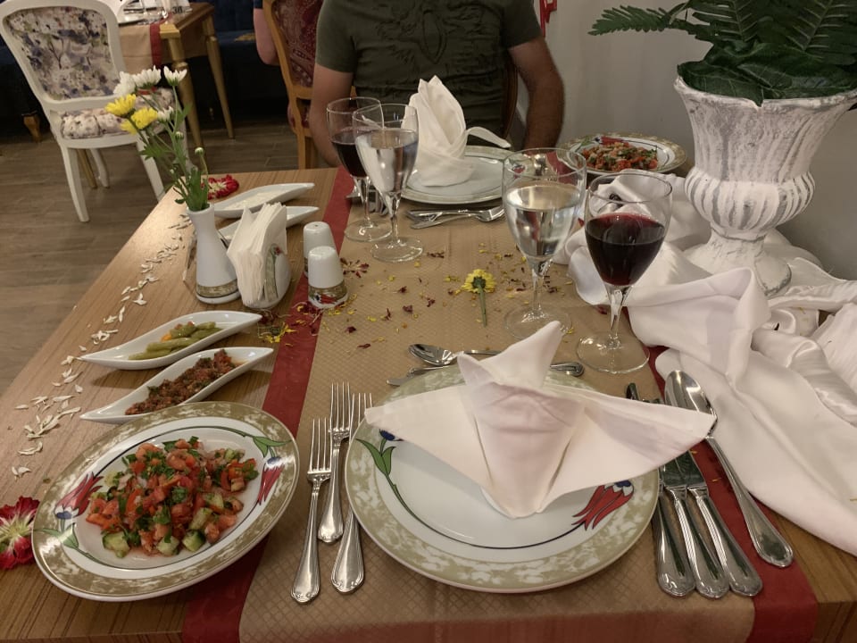 Gastro Seaden Valentine Resort & Spa