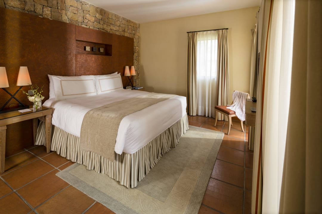 Premier Suite King bedroom Terre Blanche Hotel Spa Golf Resort