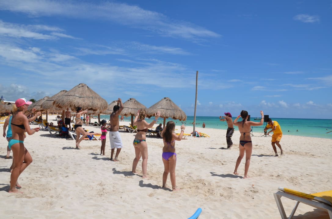 Zumba am Strand Iberostar Selection Paraiso Lindo