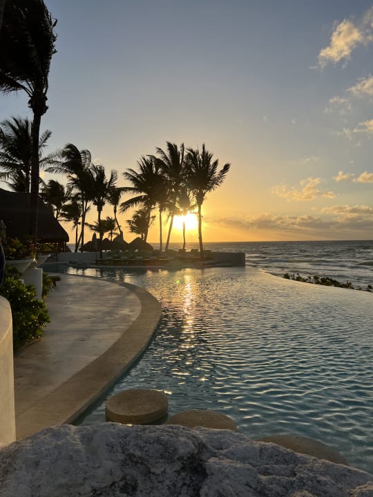 Pool Mahekal Beach Resort
