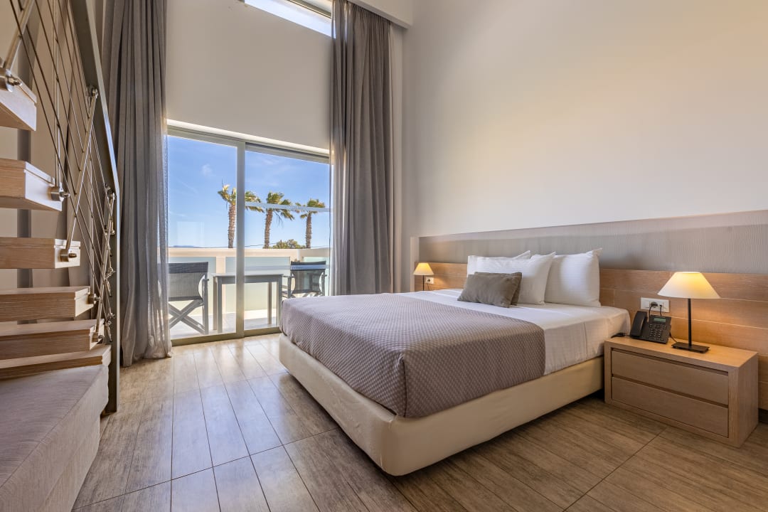 Zimmer Akti Palace Resort & Spa