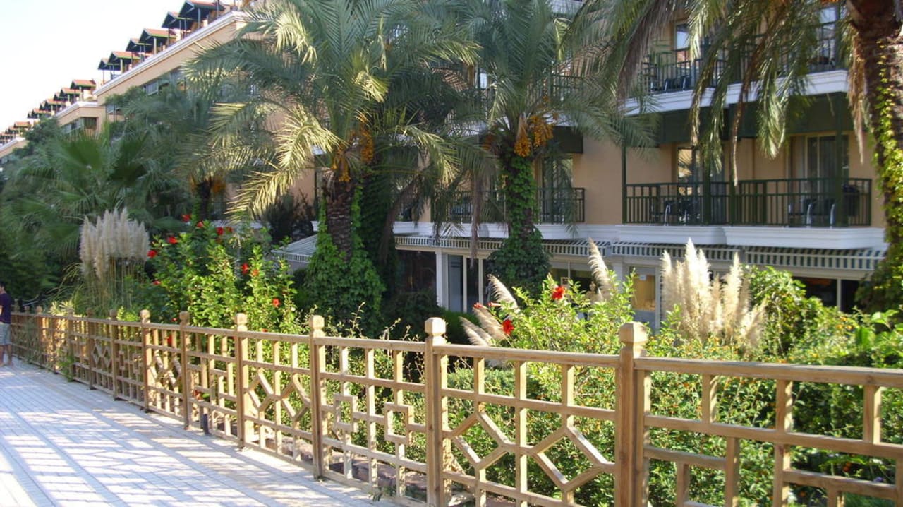 Garten mit Wohnhäusern Crystal Paraiso Aqua Collection