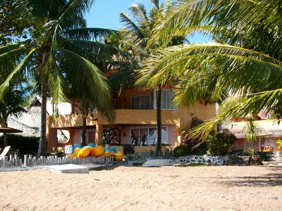 Vom Strand Hotel El Dorado Beach Resort
