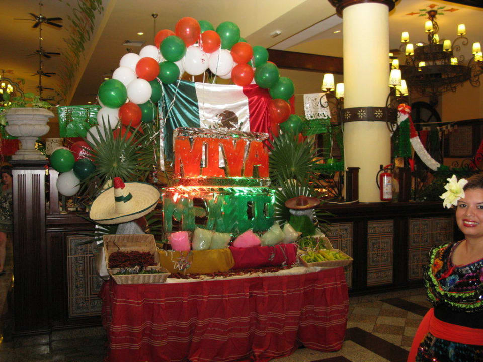 Eisskulptur Hotel Riu Tequila