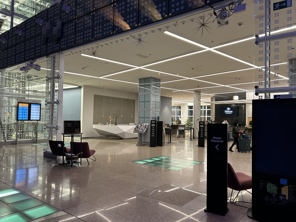 Lobby Hilton Munich Airport