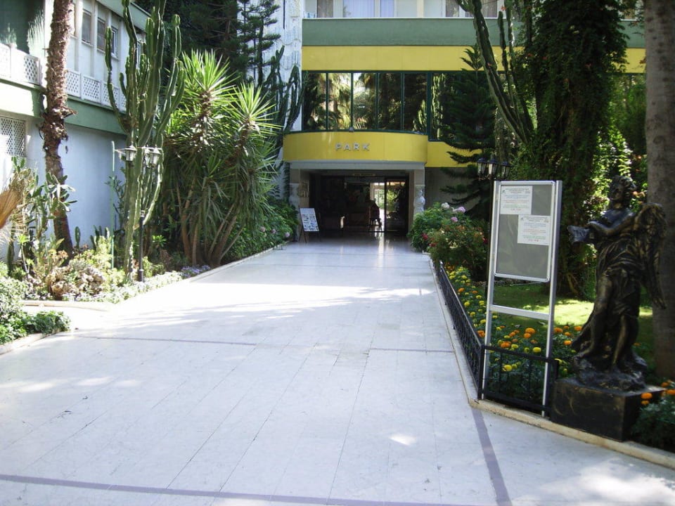 Haus Park Botanik Hotel & Resort