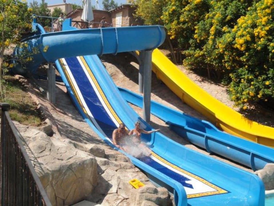 Zjeżdżalnia Rehana Royal Beach Resort Aqua Park & Spa