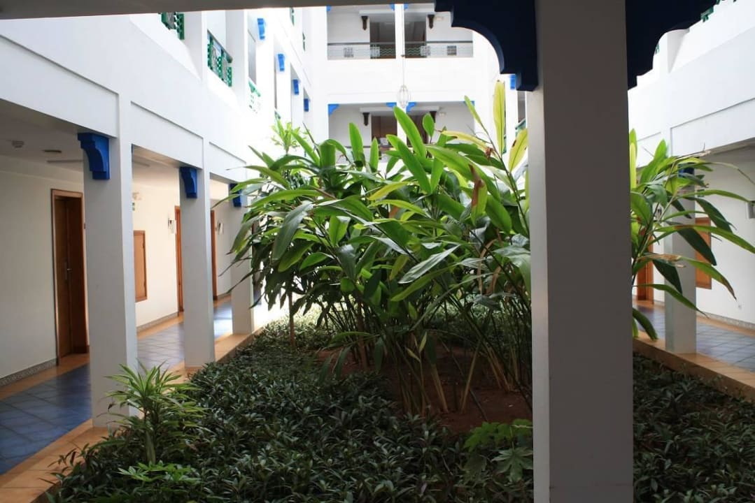 Lichthöfe in den Gängen Iberostar Waves Founty Beach