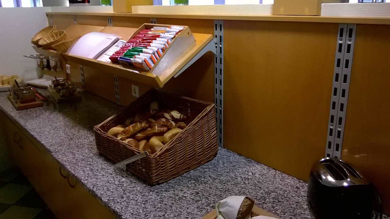 Restaurant Frühstücksbuffet SAVOY Hotel Bad Mergentheim