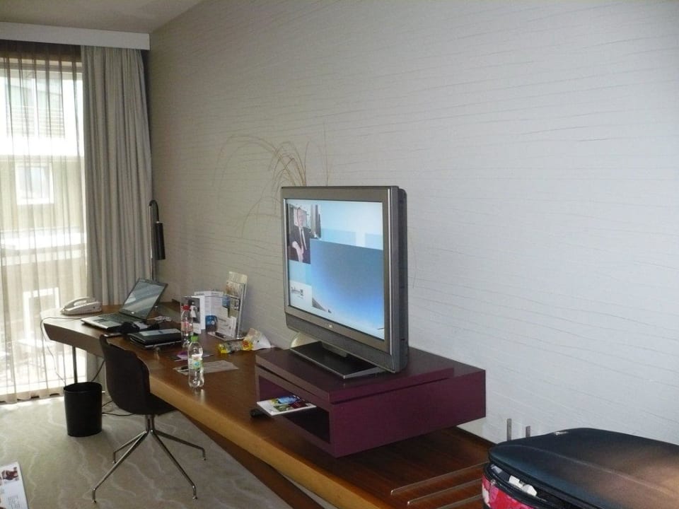 Fernseher und Internet Radisson Blu Hotel Köln