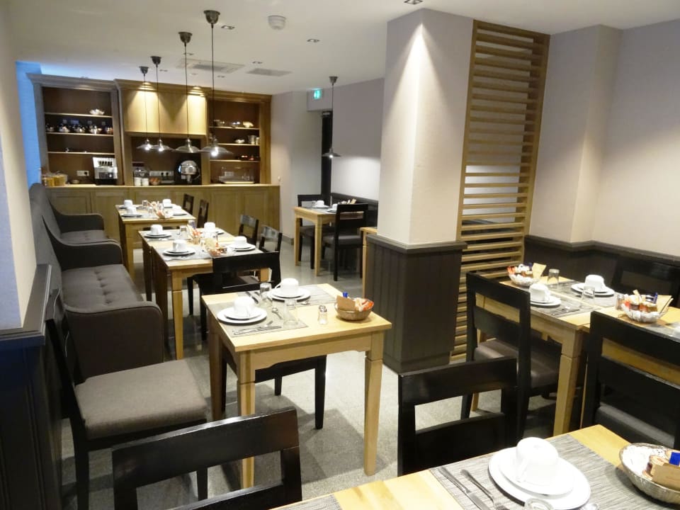 Salle Petit-Déjeuner Hotel Albert 1er
