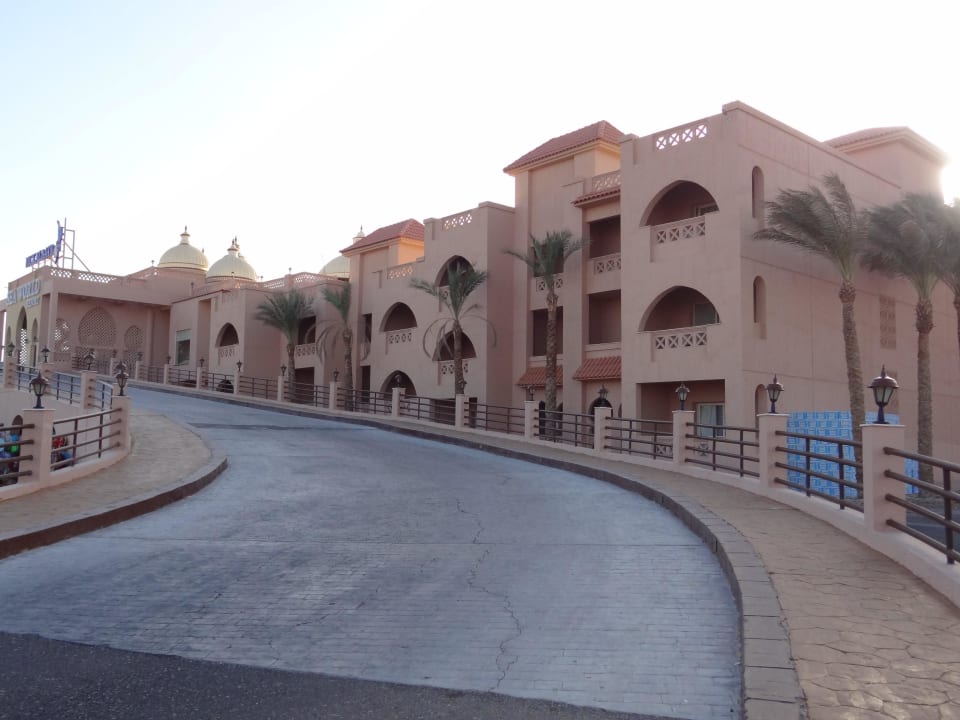 Dieser Weg ist zum Strand Pickalbatros Aqua Vista Resort - Hurghada