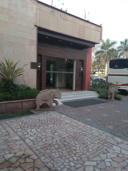 Außenansicht Hotel Mansingh Palace