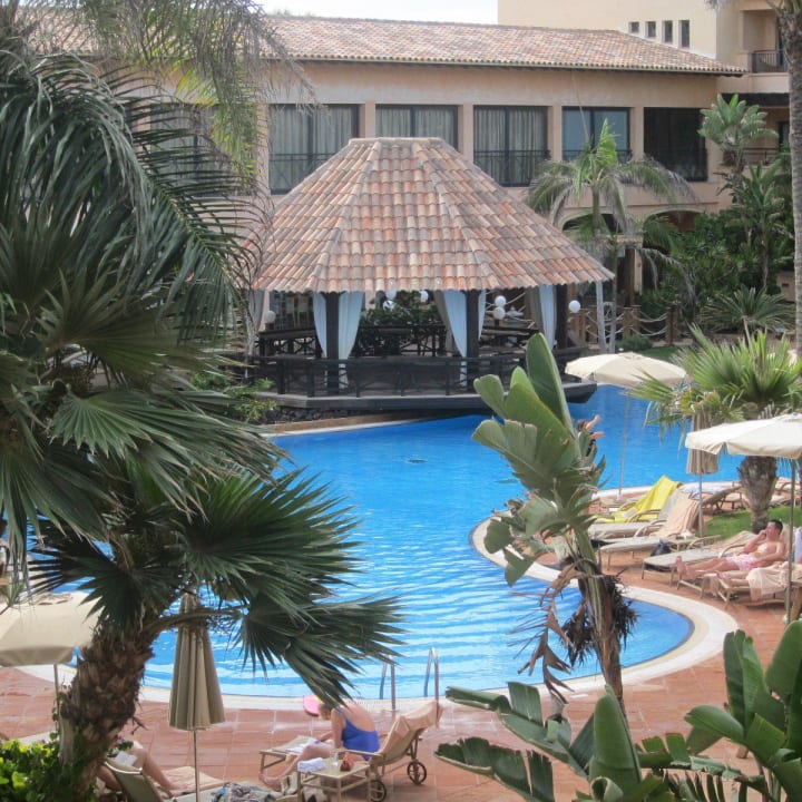 Teilansicht Pool Secrets Bahia Real Resort & SPA