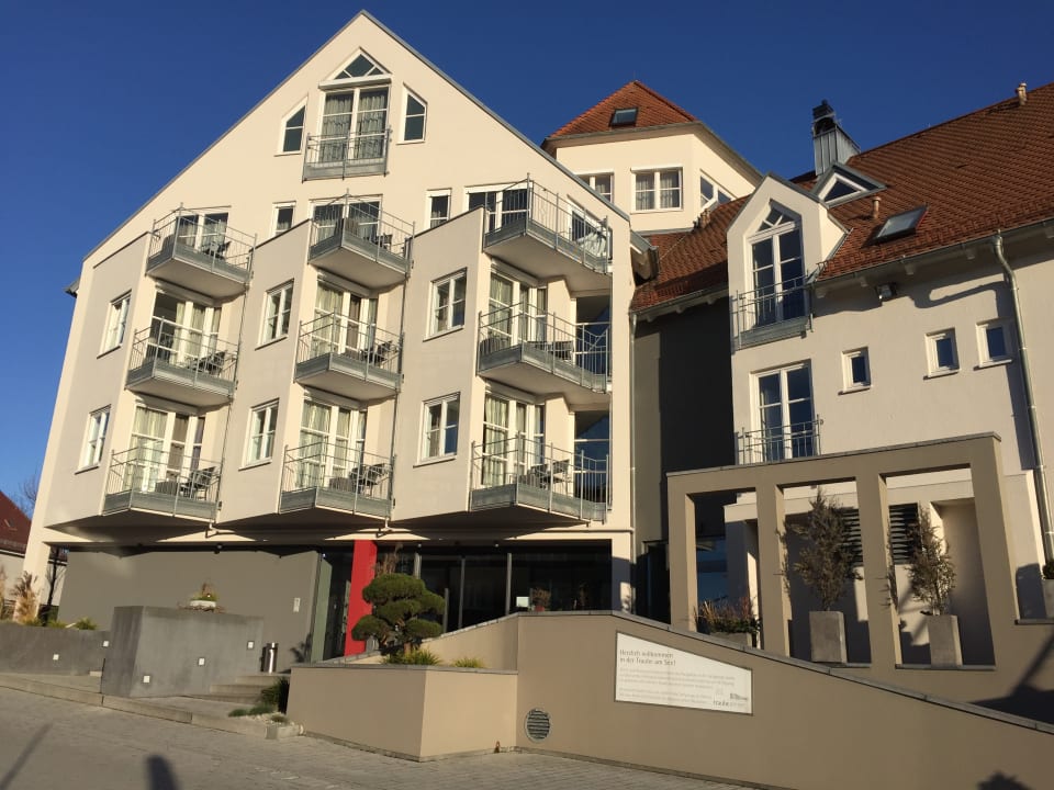 Außenansicht Hotel Traube am See