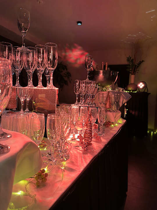 Gastro Jacaranda Luxury Resort