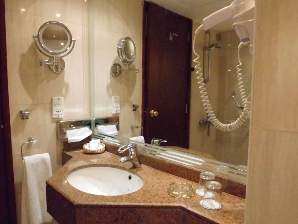 DZ-Standard mit MB - Bad SUNRISE Holidays Resort (Adults Only)
