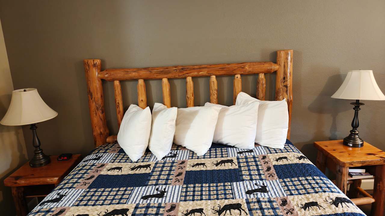 Zimmer The Cowlitz River Lodge