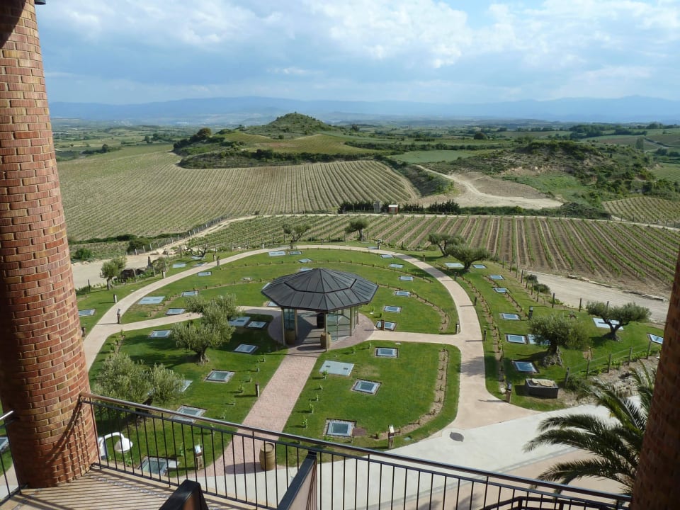 Impossanter Ausblick - leider ohne Balkon im 3.OG Hotel Eguren Ugarte