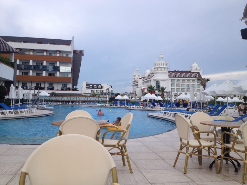 Pool Terrace Elite Resort
