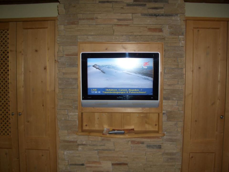 Flat-TV Hotel Alpin Spa Tuxerhof