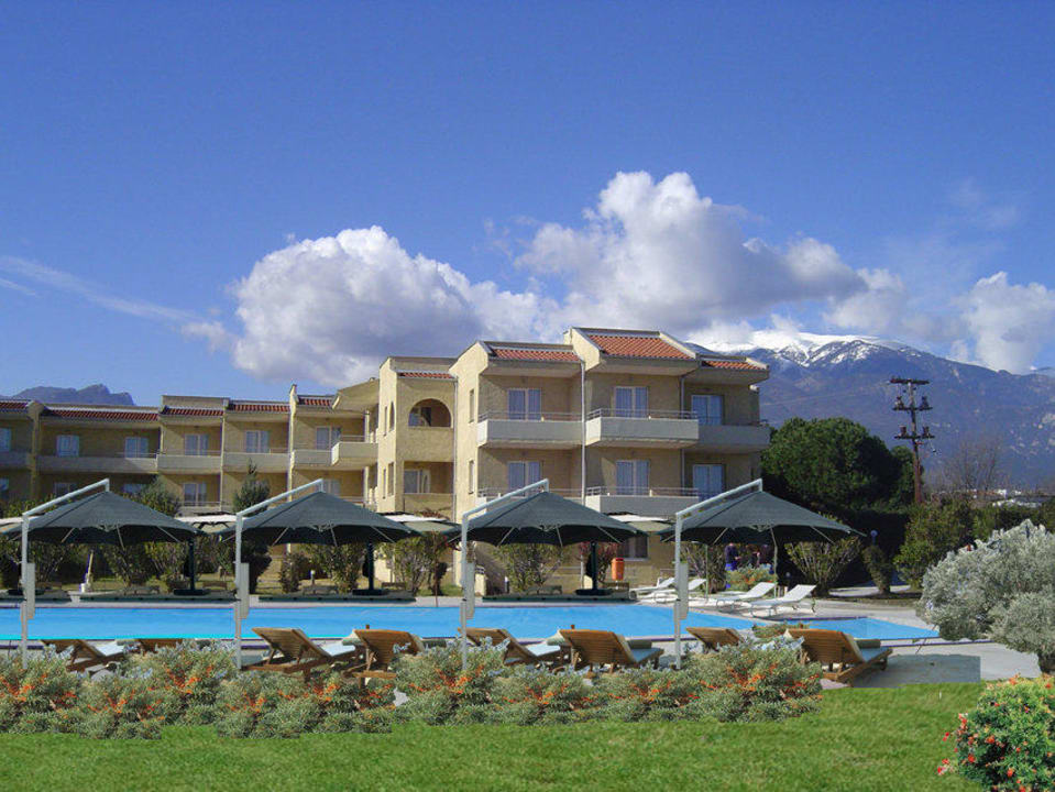 Neuer Pool alltoura Club Hotel Poseidon Palace