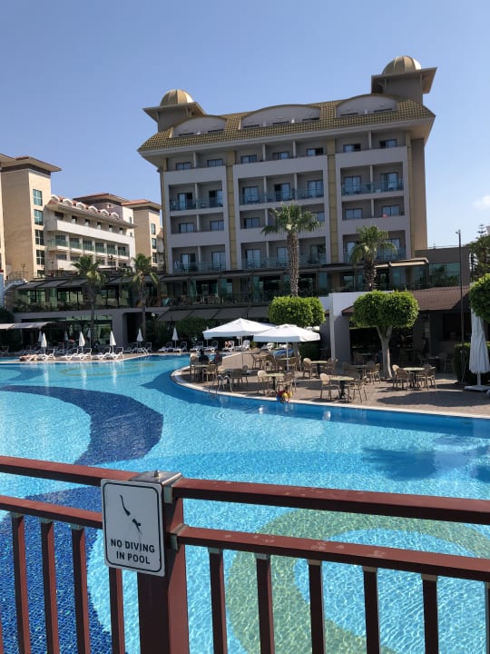 Außenansicht Aydinbey Kings Palace & Spa