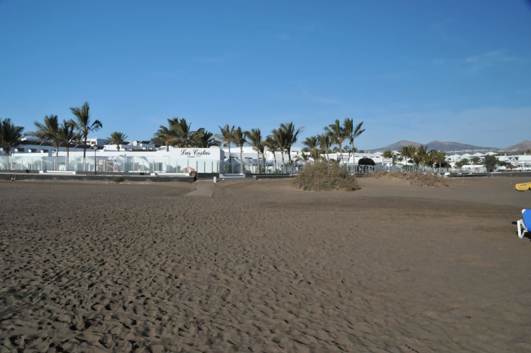 Blick vom Strand auf das Las Costas Hotel Las Costas