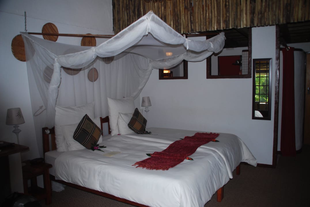 Himmelbett Hotel The Garden Lodge On The Chobe River