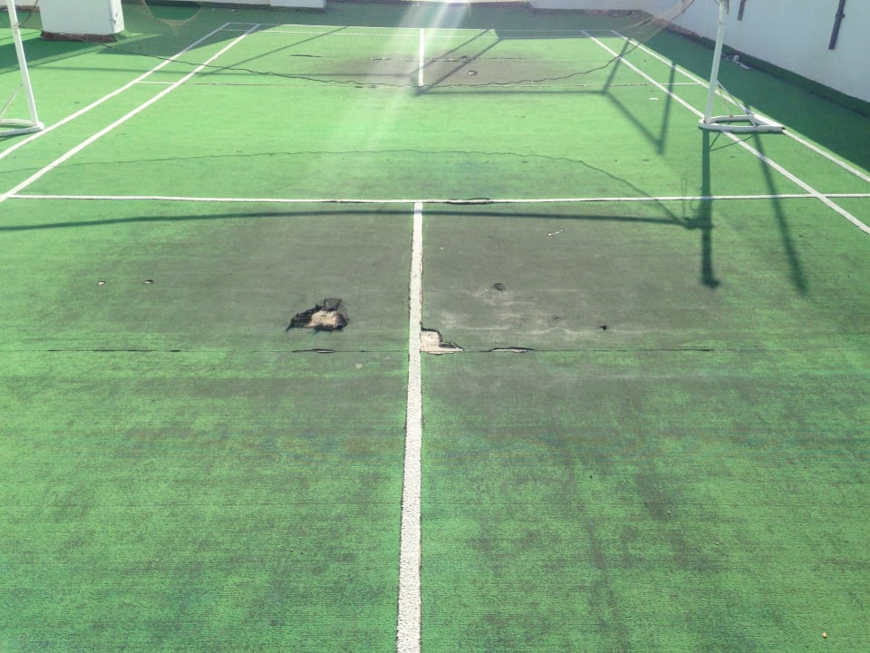 Tennisfeld ? BLUESEA Lagos de Cesar