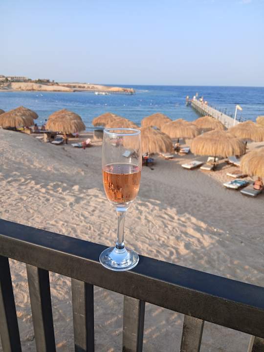 Strand Sentido Naga Bay