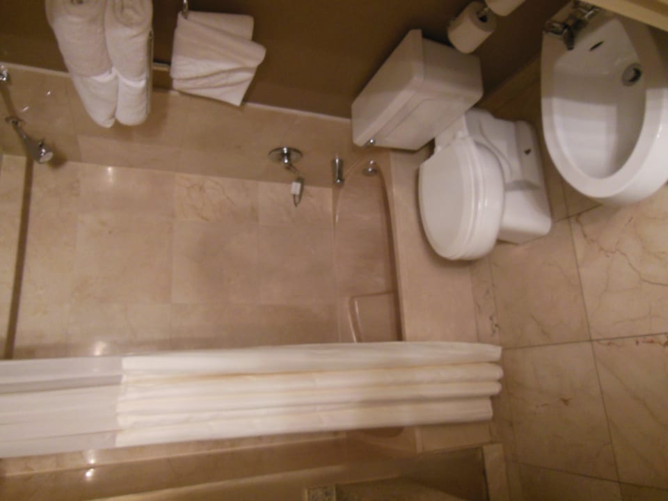 Bad DoubleTree by Hilton Grand Hotel Biscayne Bay
