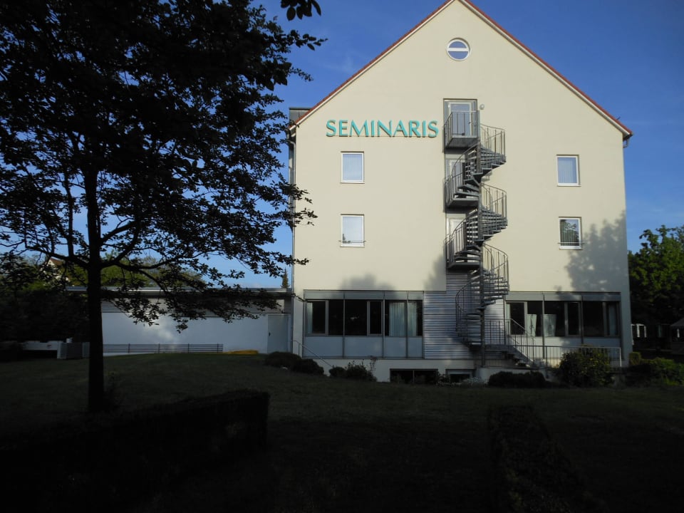 Außenansicht  Seminaris Hotel Bad Boll