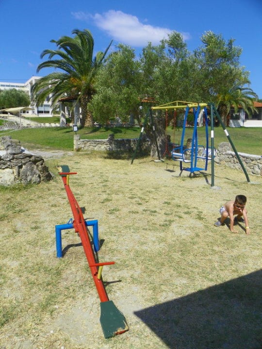 Plac zabaw dla dzieci Iris Hotel