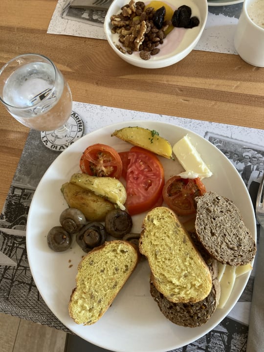 Gastro Hotel Marina & Wellness SPA