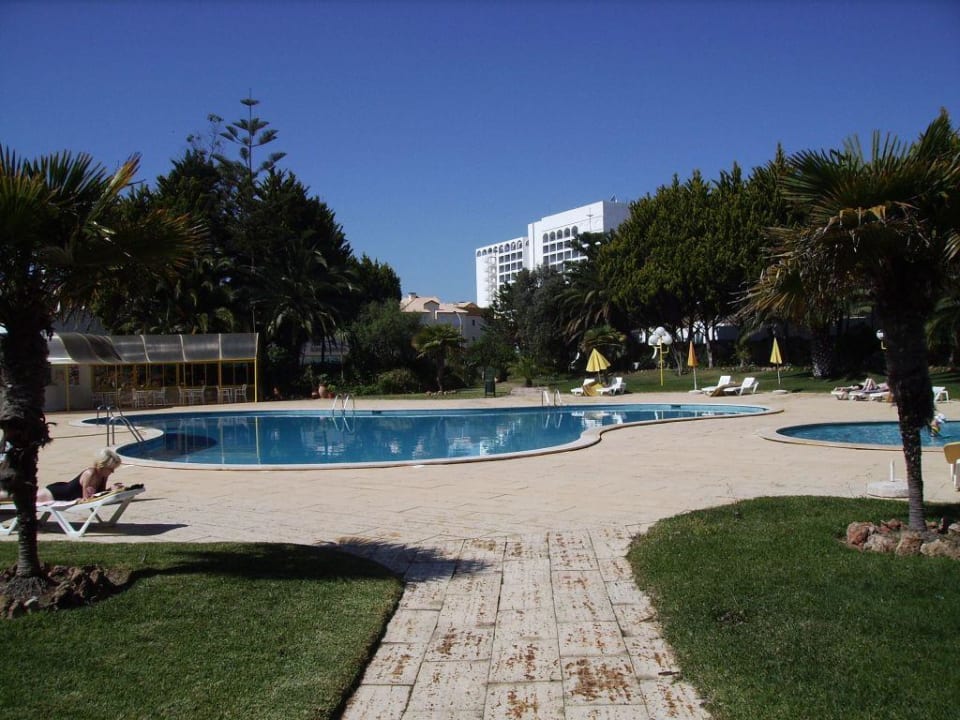 Blick auf den Pool Hotel Do Algarve