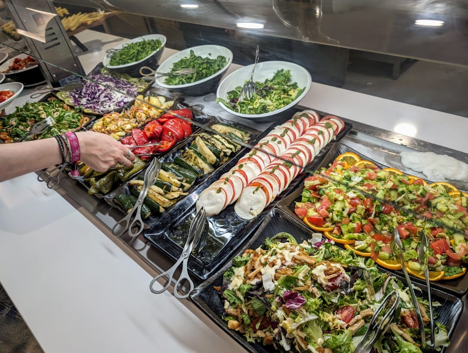 Gastro Hotel LIVVO Koala Garden